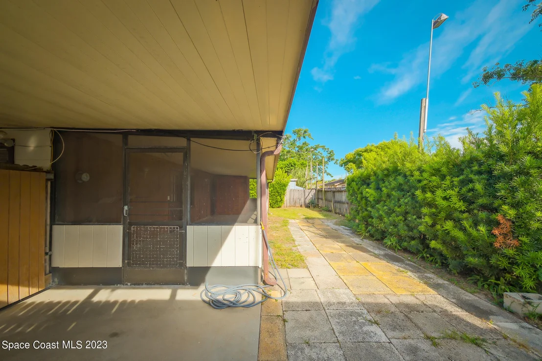 Photo of 1529 Mac Arthur Lane