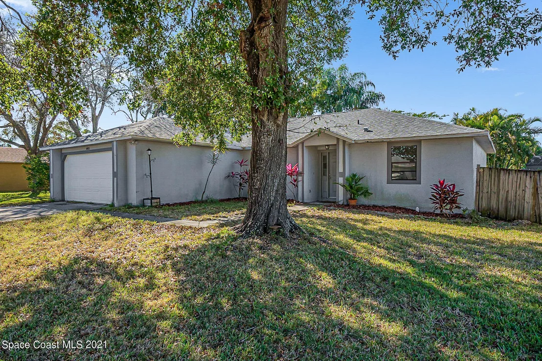 Photo of 805 Gardener Road