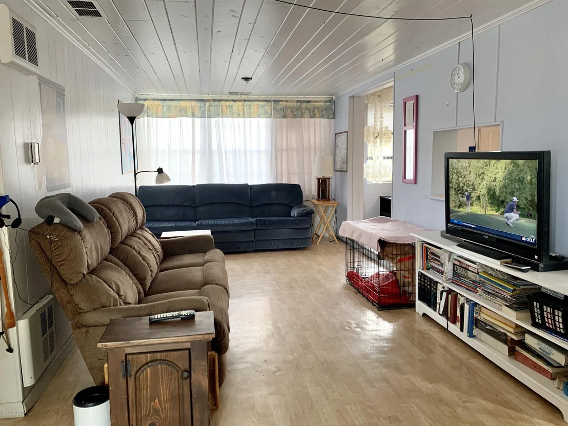 Photo of 413 Bamboo Lane