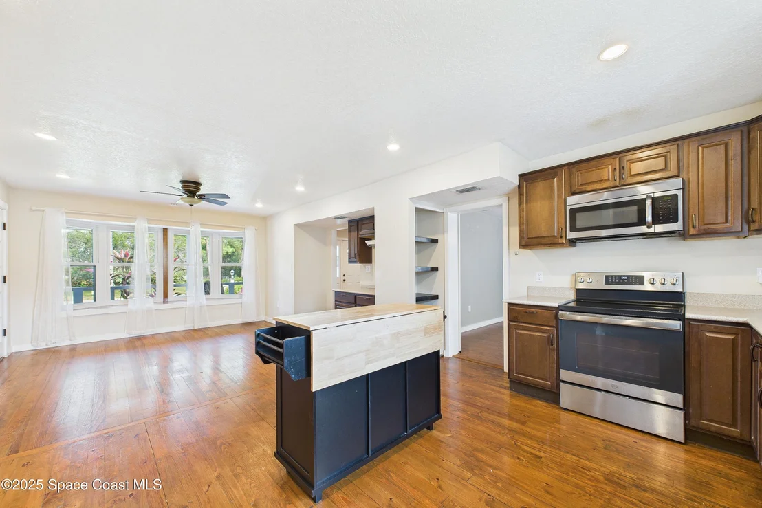 Photo of 3435 Huggins Drive