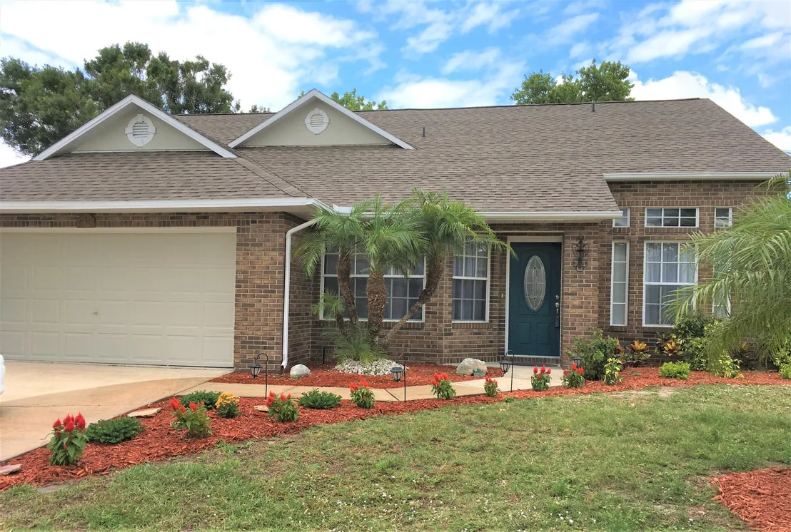 Photo of 130 Palm Circle