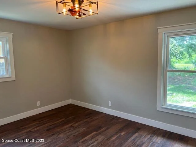 Photo of 5265 Bridge Road
