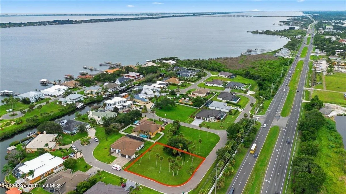Photo of 505 Topsail Drive