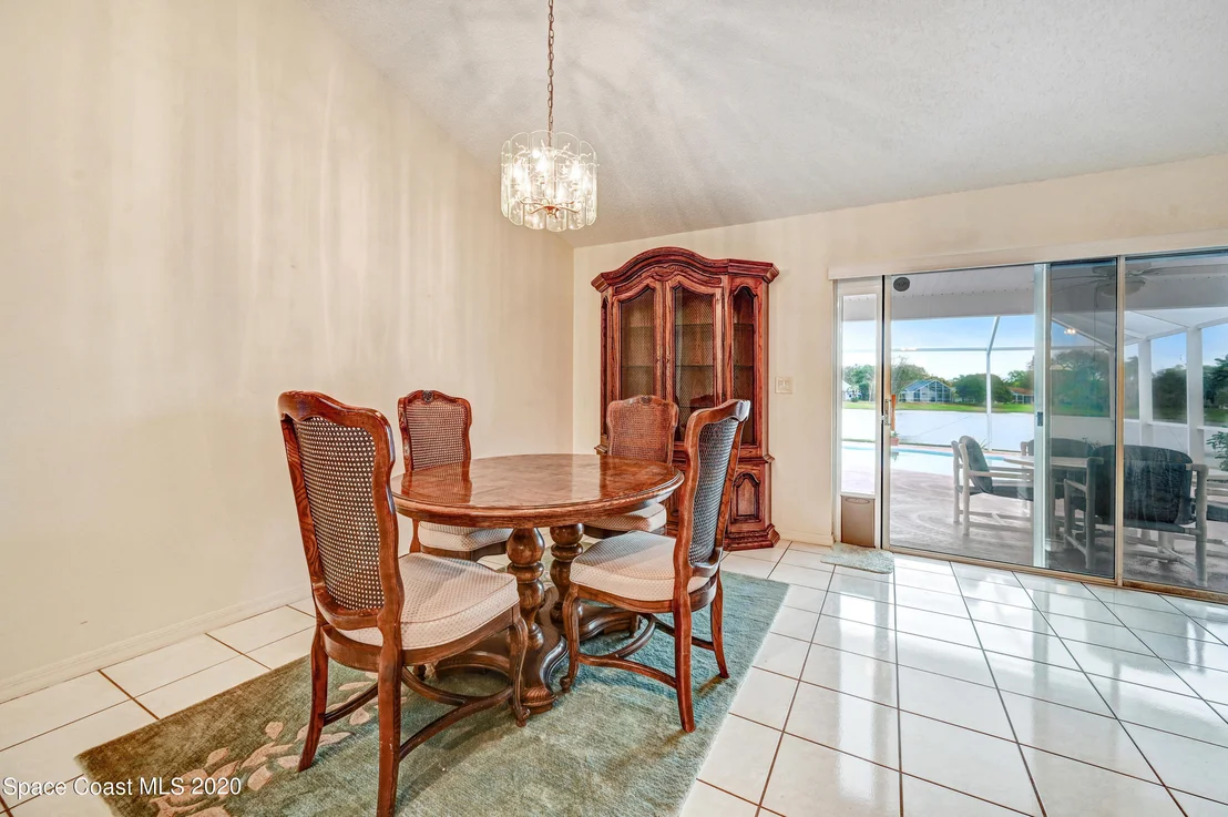 Photo of 3307 Lake View Circle