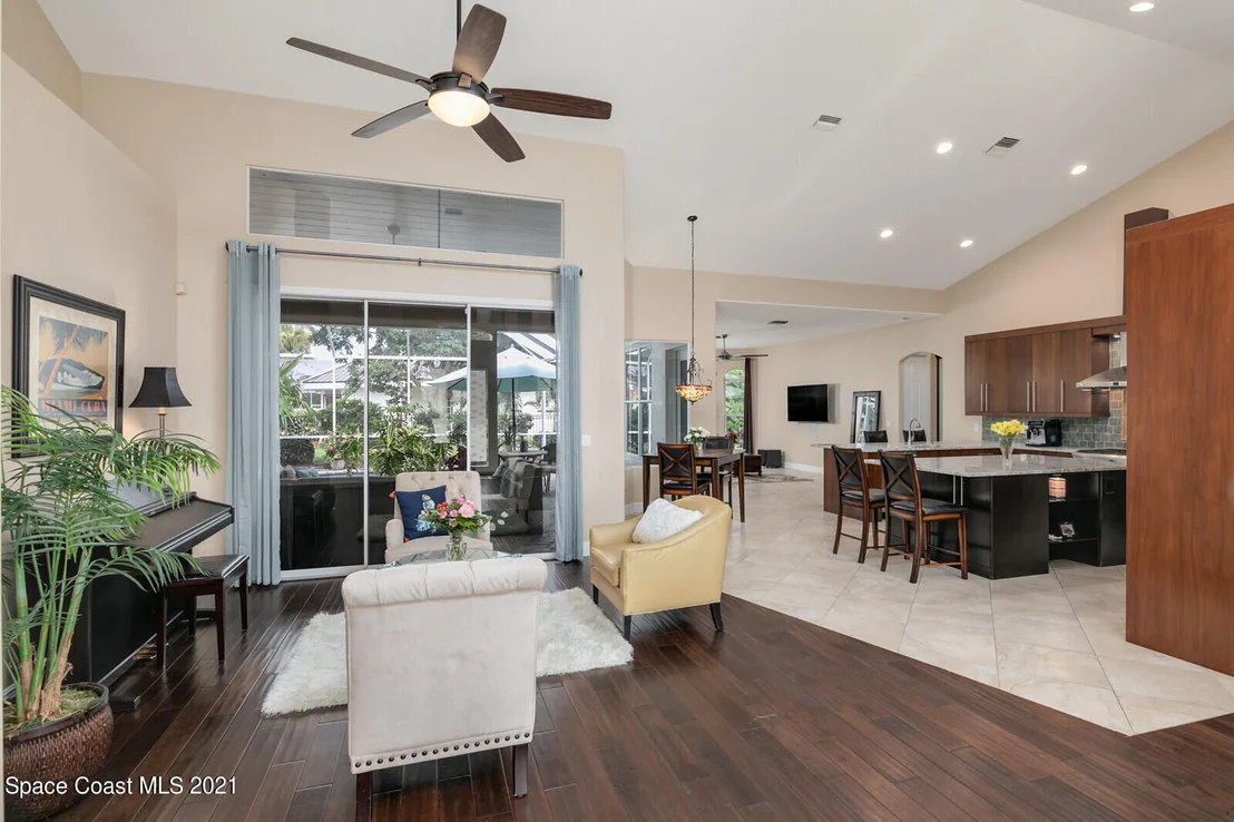 Photo of 800 Peregrine Drive