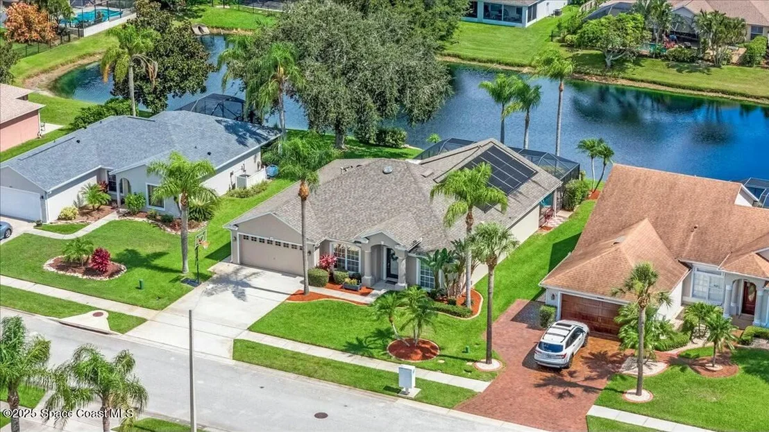 Photo of 972 Sabal Grove Drive