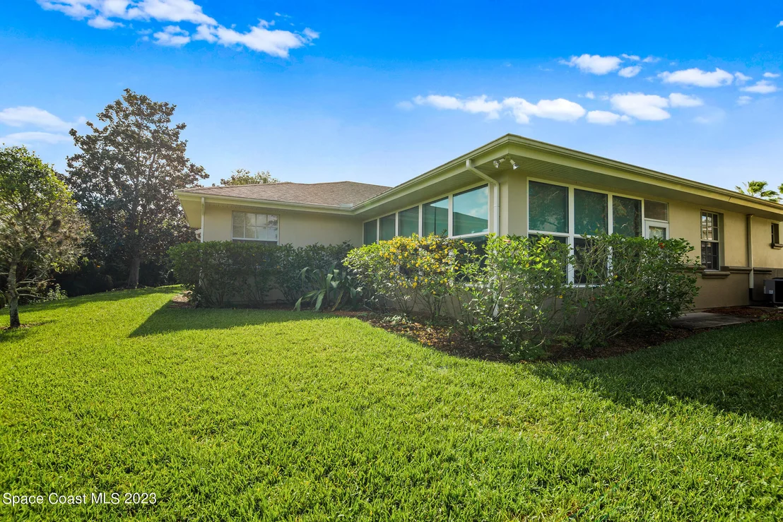 Photo of 4760 Parkstone Drive