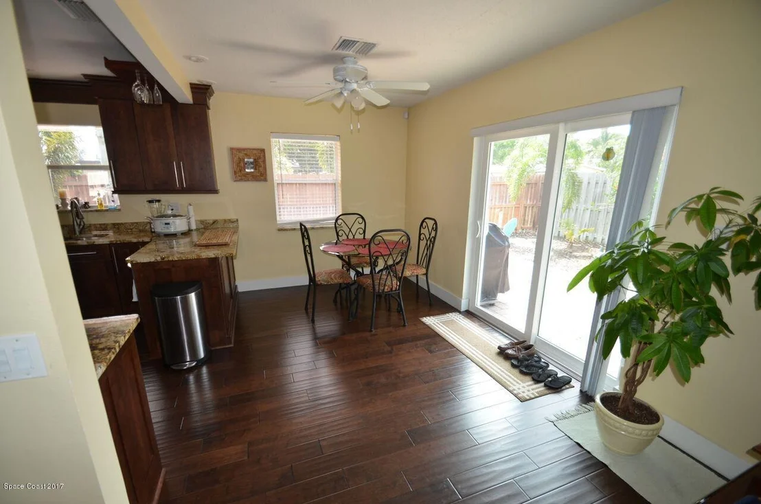 Photo of 1138 Pinetree Drive