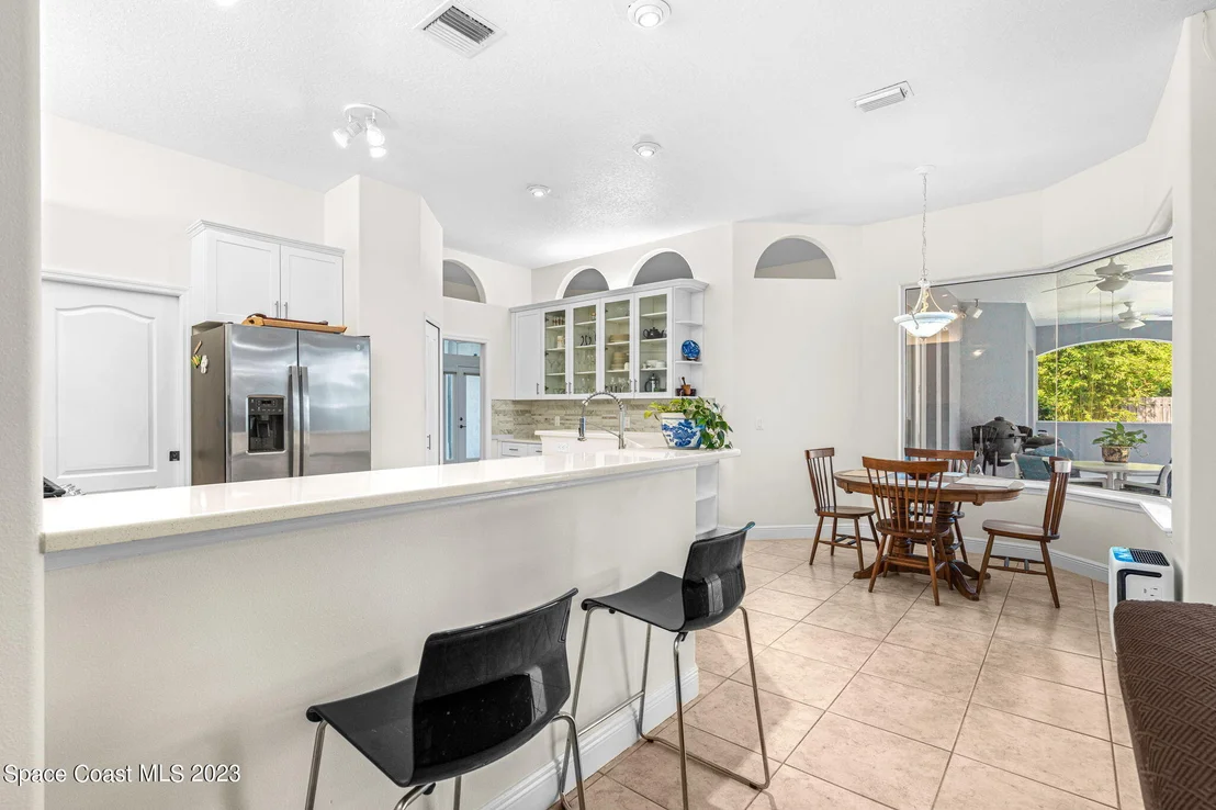 Photo of 213 Peregrine Drive