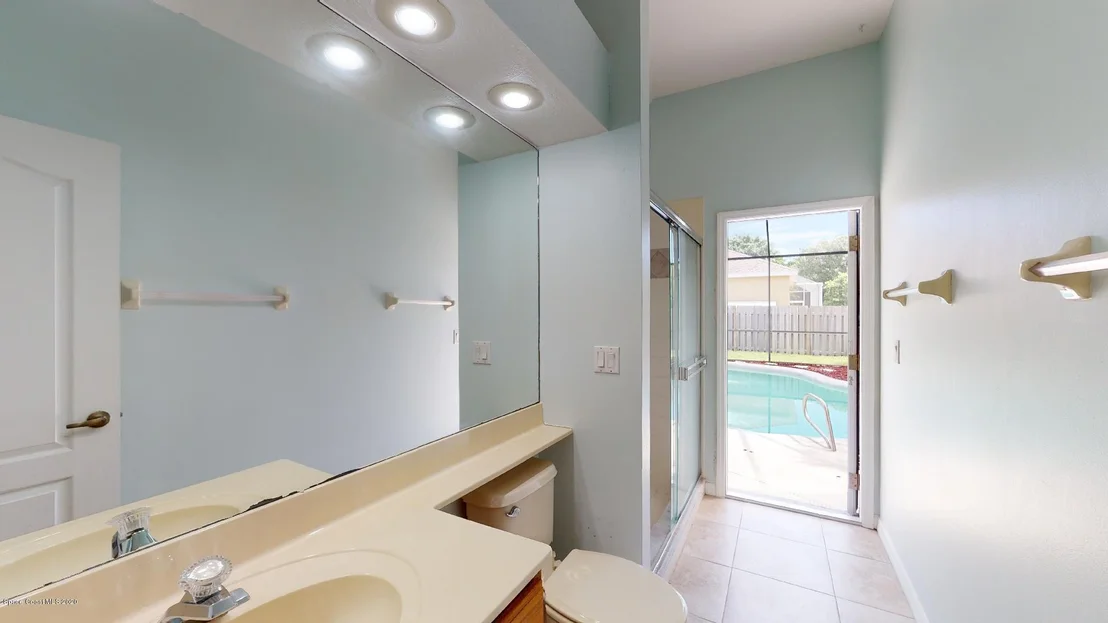 Photo of 5755 Newbury Circle