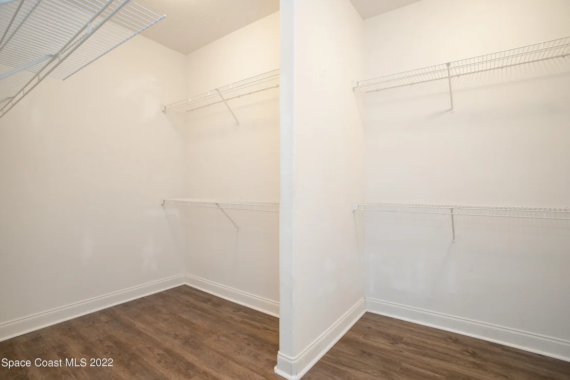 Photo of 1660 Bridgeport Circle