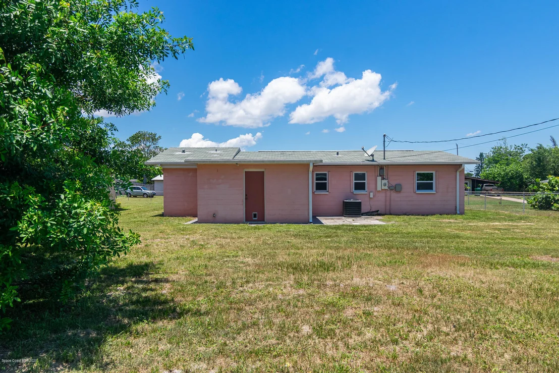 Photo of 2187 Allan Adale Road