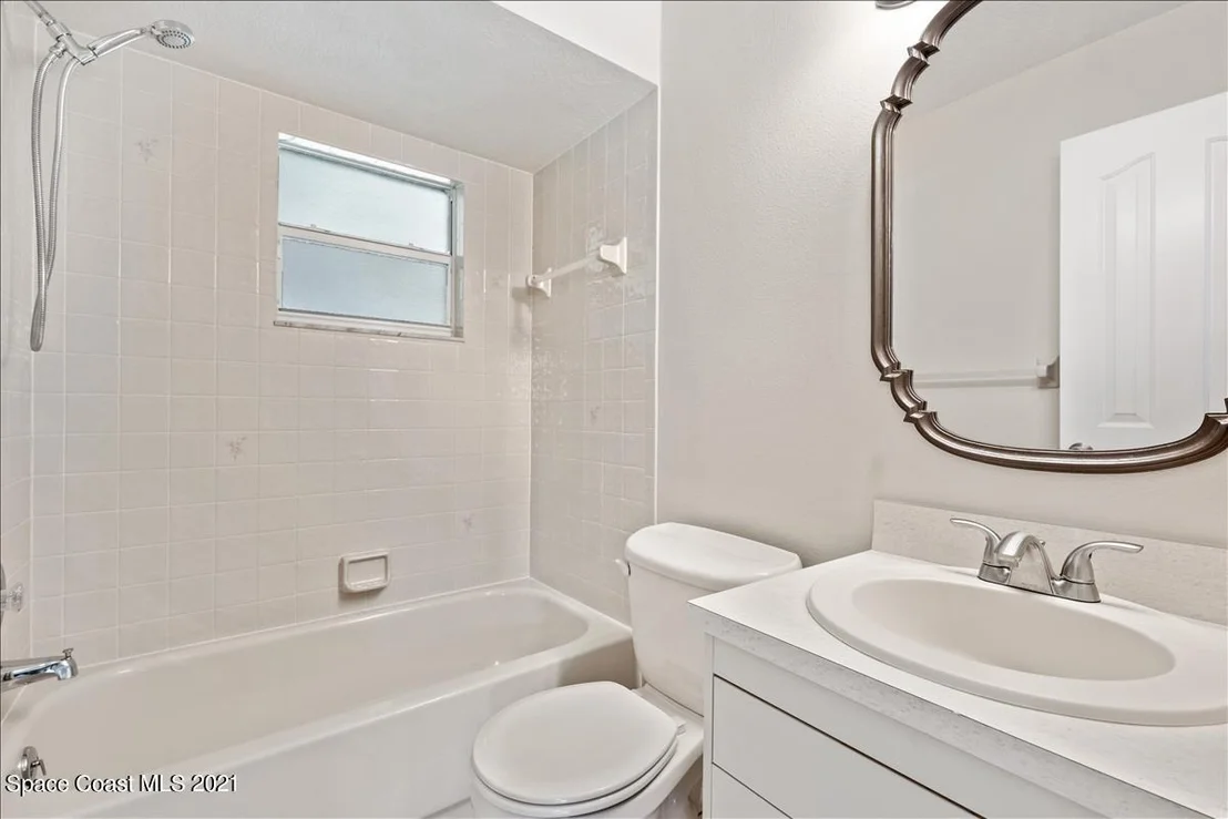 Photo of 5835 Keystone Avenue