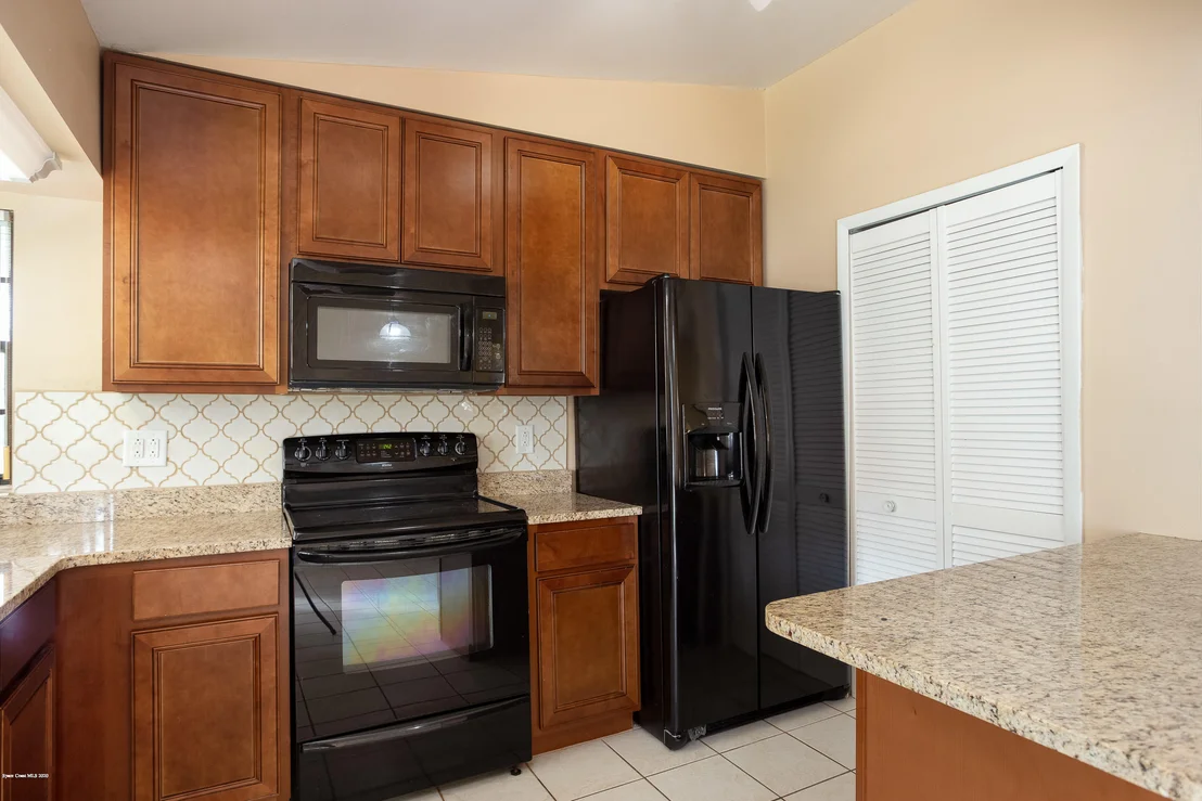 Photo of 2154 Tarrytown Lane NE