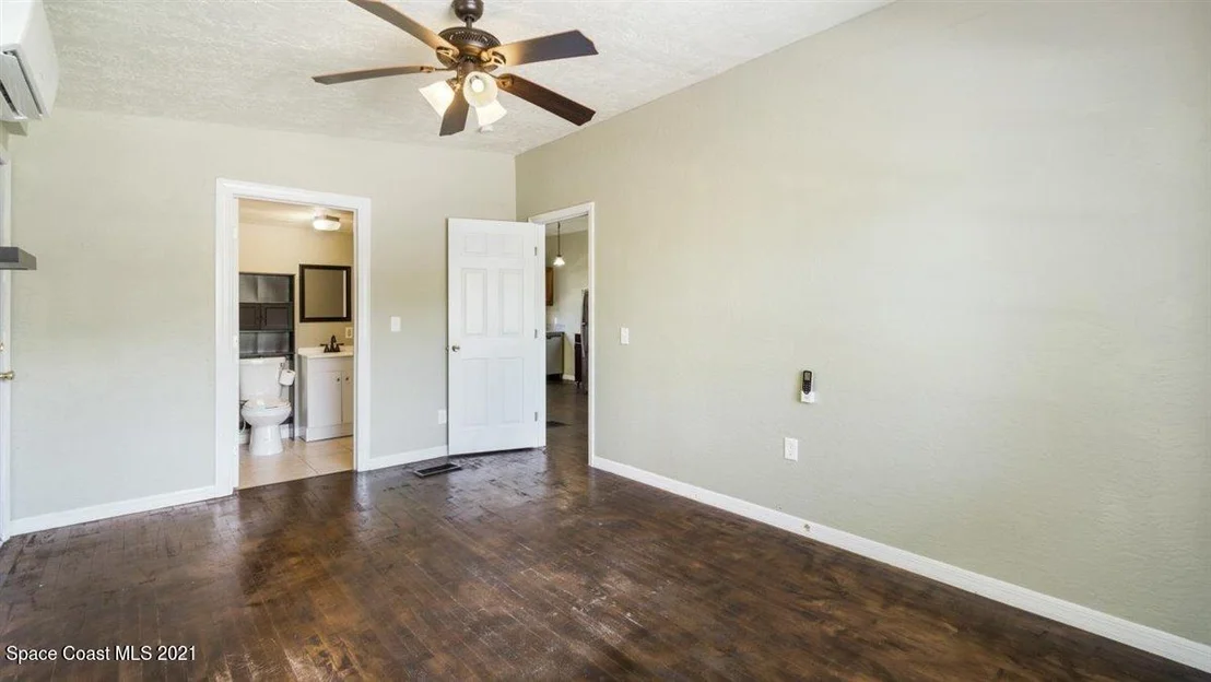 Photo of 7535 Sheridan Road