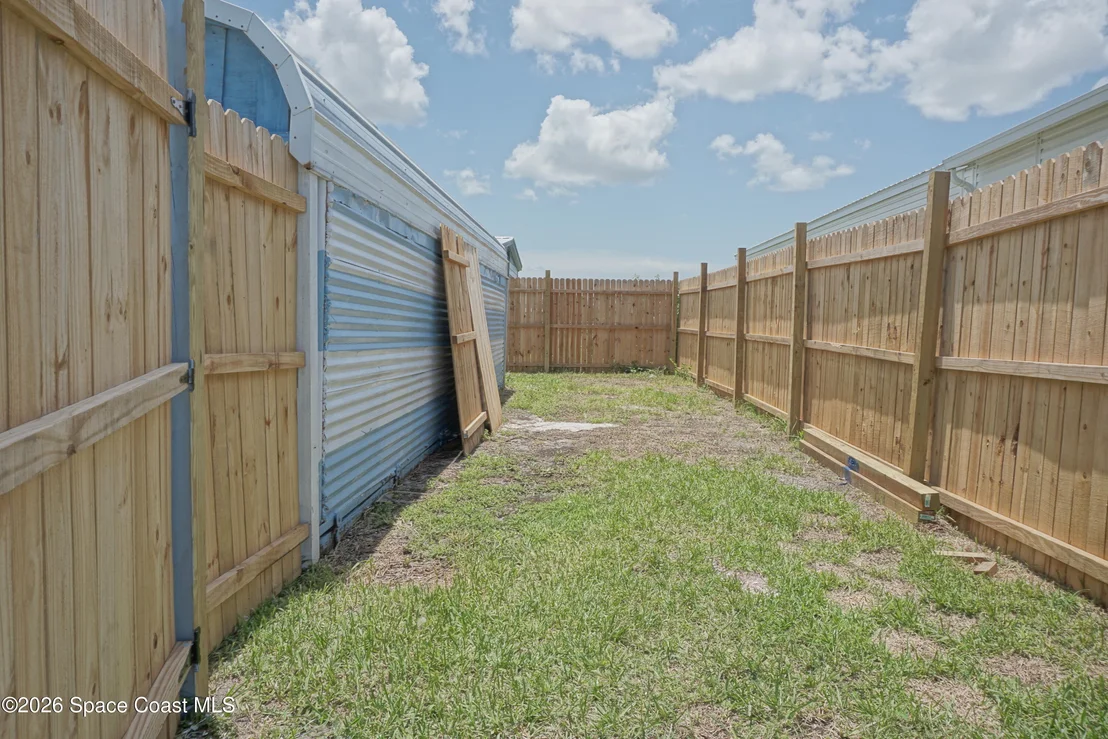 Photo of 2339 Royal Palm Drive NE