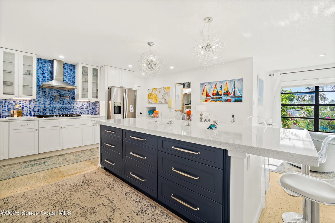 Photo of 300 Pelican Drive
