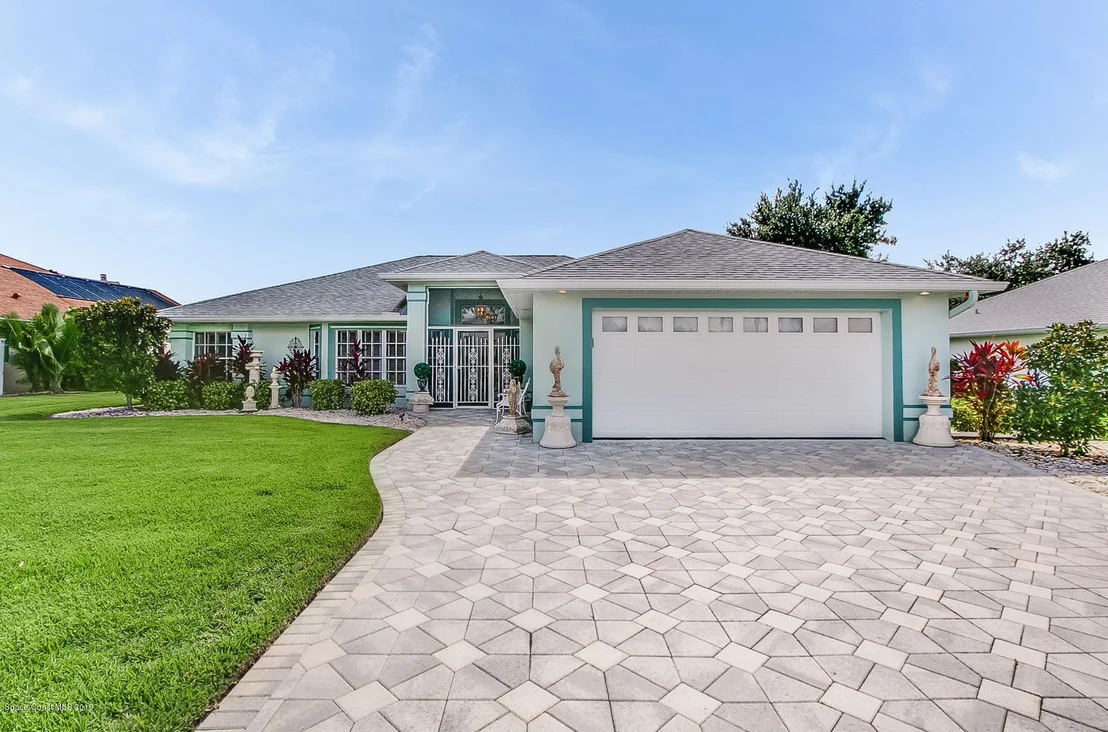 Photo of 5631 Herons Landing Drive