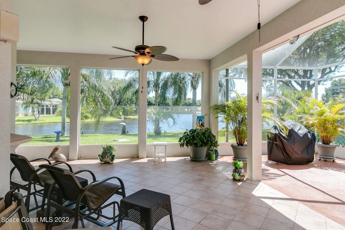 Photo of 874 Shoshone Lane