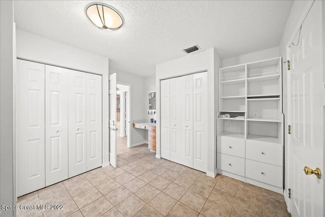 Photo of 3660 Burkholm Road