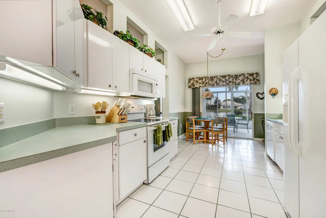 Photo of 2573 Addington Circle