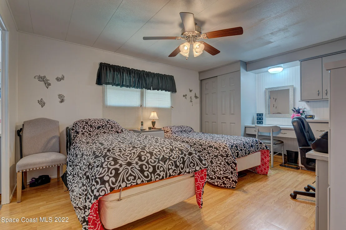 Photo of 6879 Aster Drive