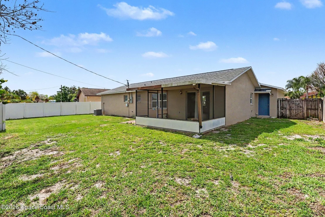 Photo of 2890 College View Drive