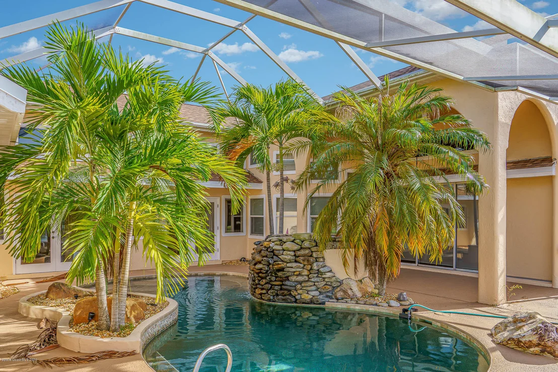 Photo of 845 Sanderling Drive