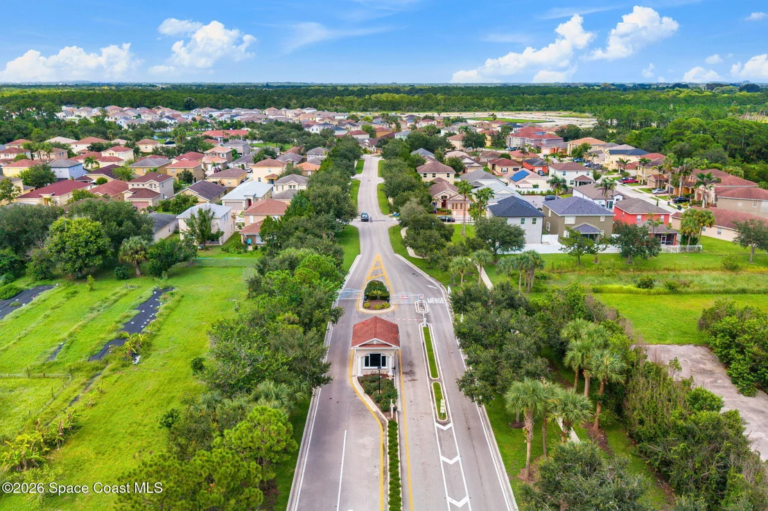 Photo of 313 Palm Breezes Drive