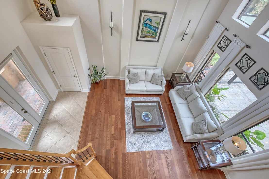 Photo of 1380 Talon Way