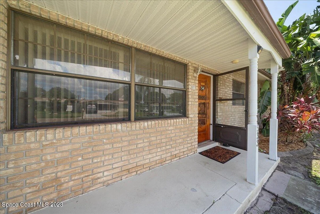 Photo of 533 Clarke Avenue