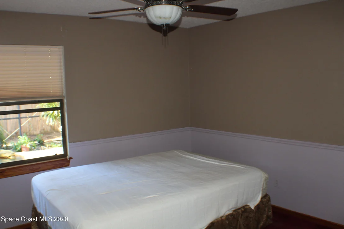 Photo of 150 Oakledge Drive