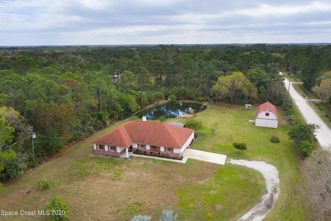Photo of 1531 Hall Road