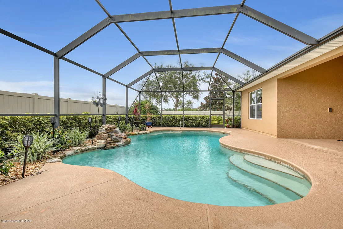 Photo of 1609 Bonelli Court