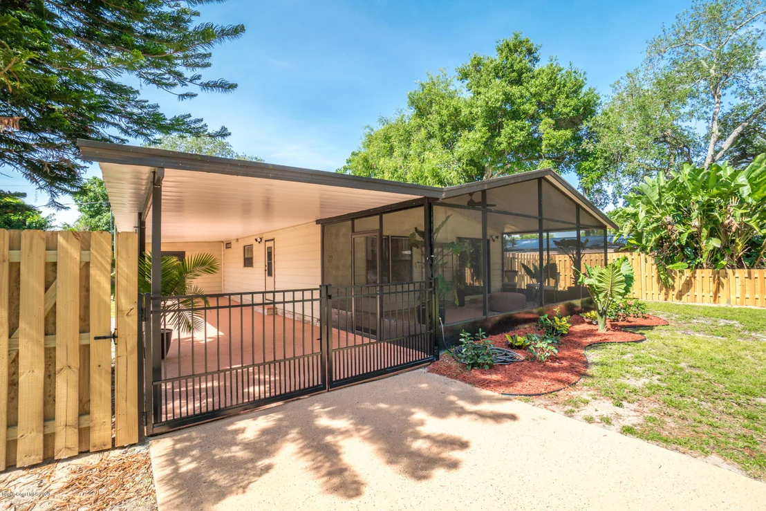 Photo of 105 Vanguard Circle