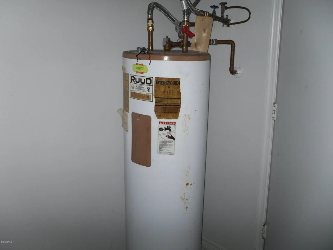 Photo of 166 NE Nemo Circle