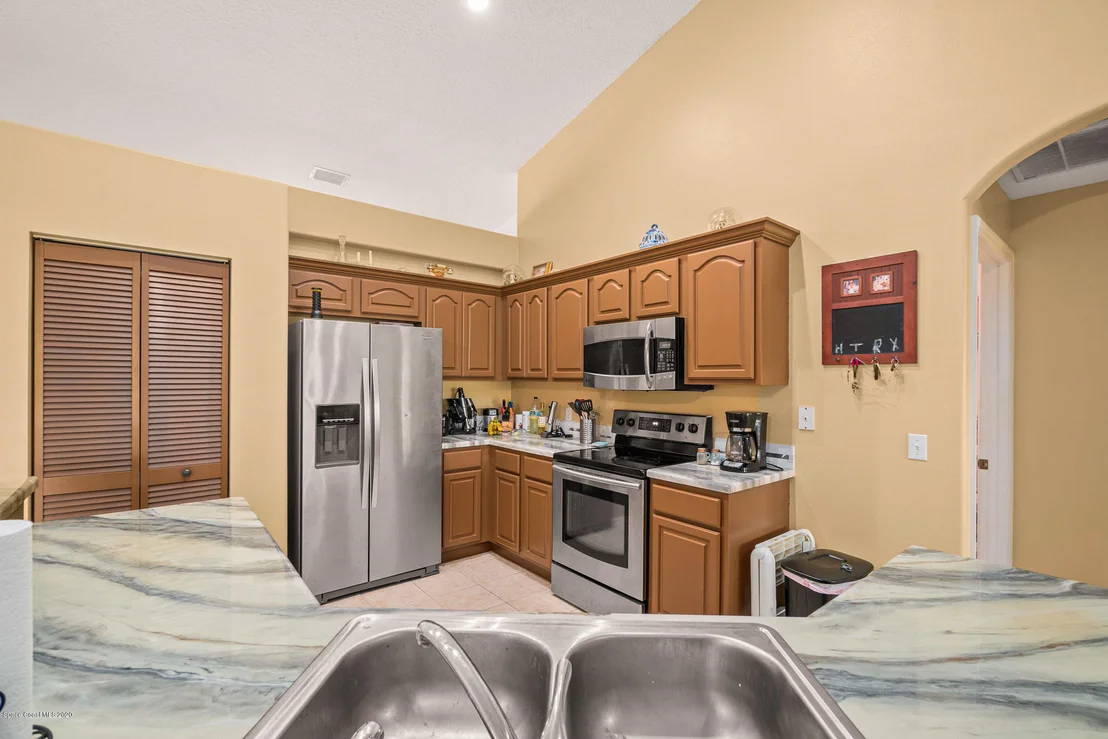 Photo of 4658 Alamanda Drive