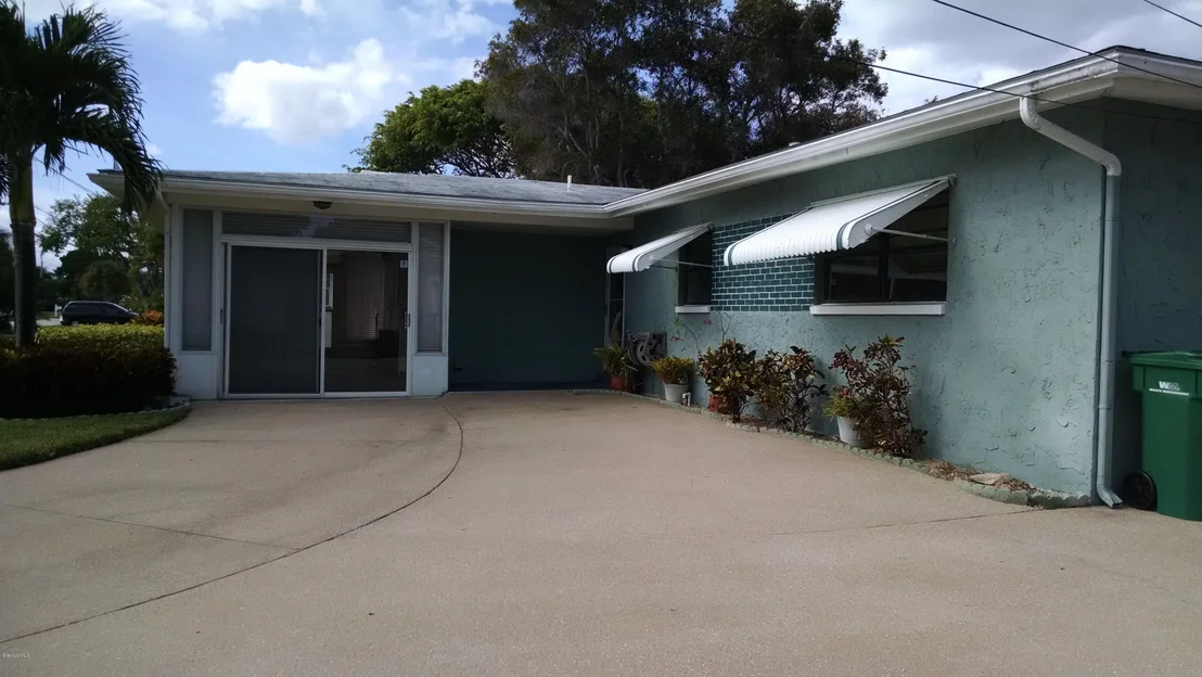 Photo of 342 Angelo Lane