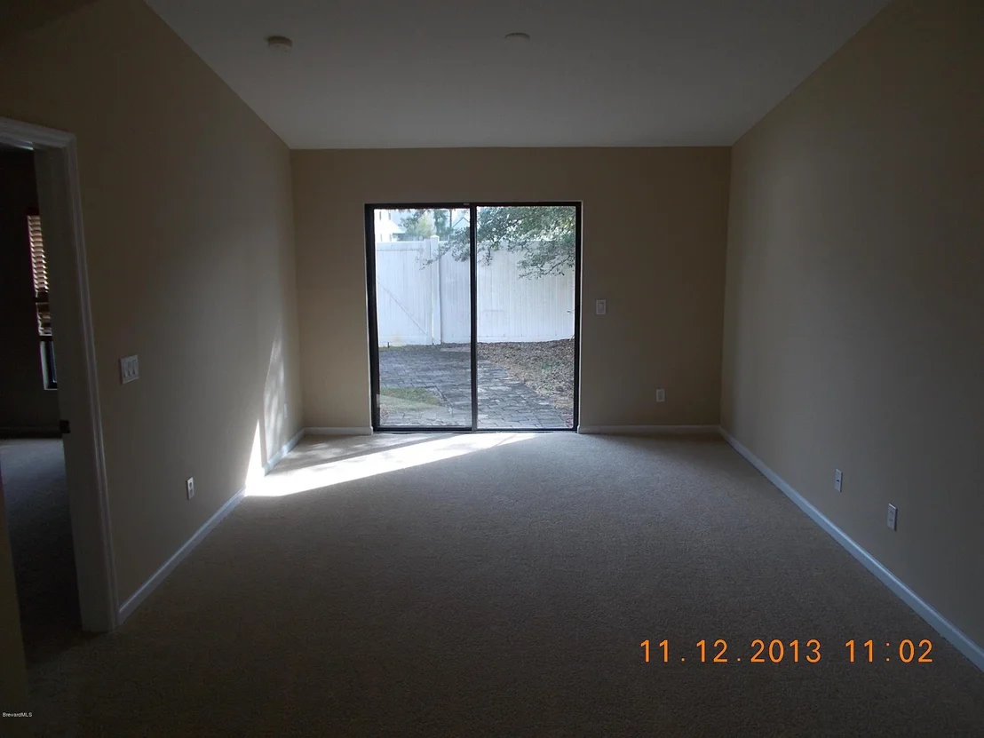 Photo of Unit 102 at 890 Luminary Circle