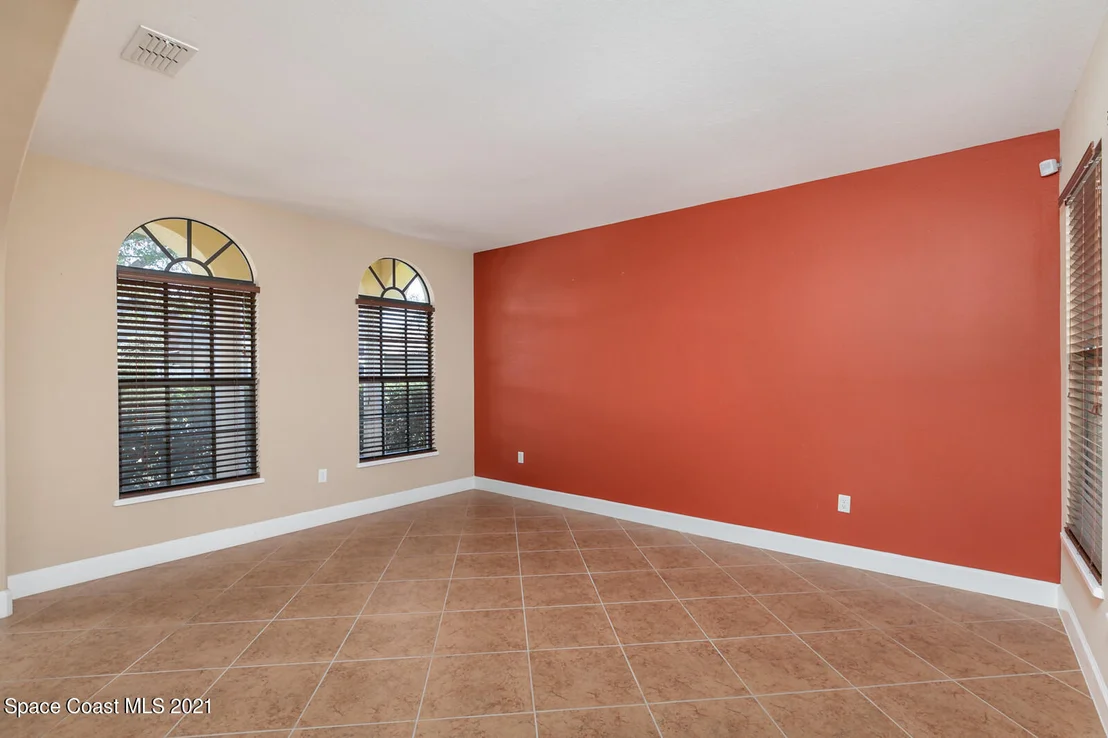 Photo of 709 Monterey Drive
