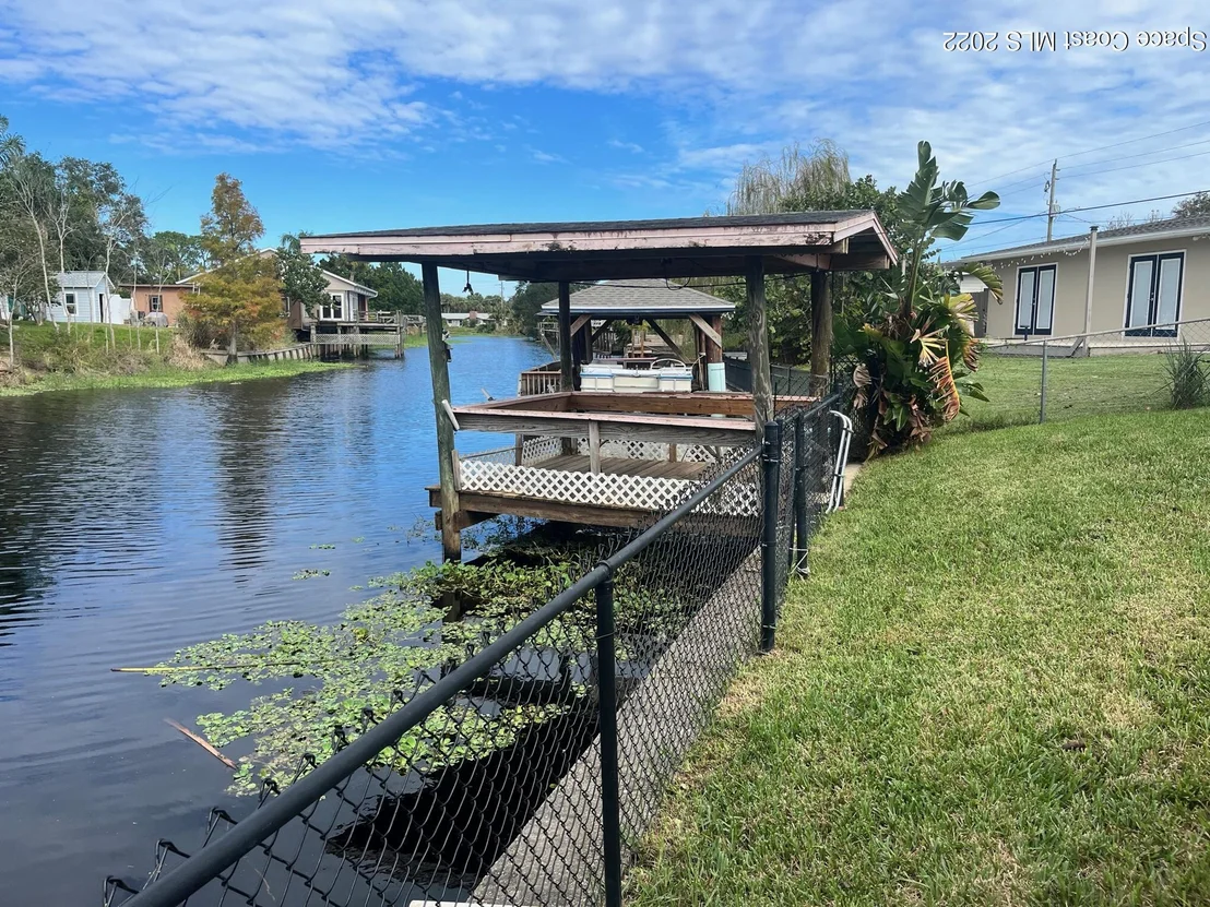 Photo of 818 Cardinal Road