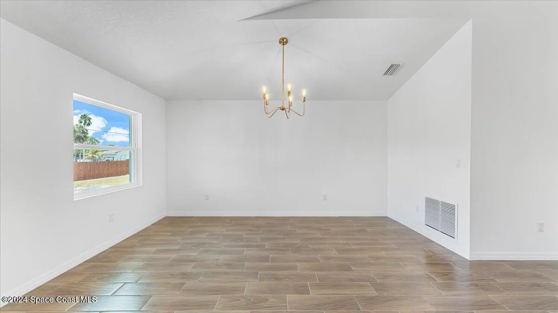 Photo of 1801 Fallon Boulevard NE