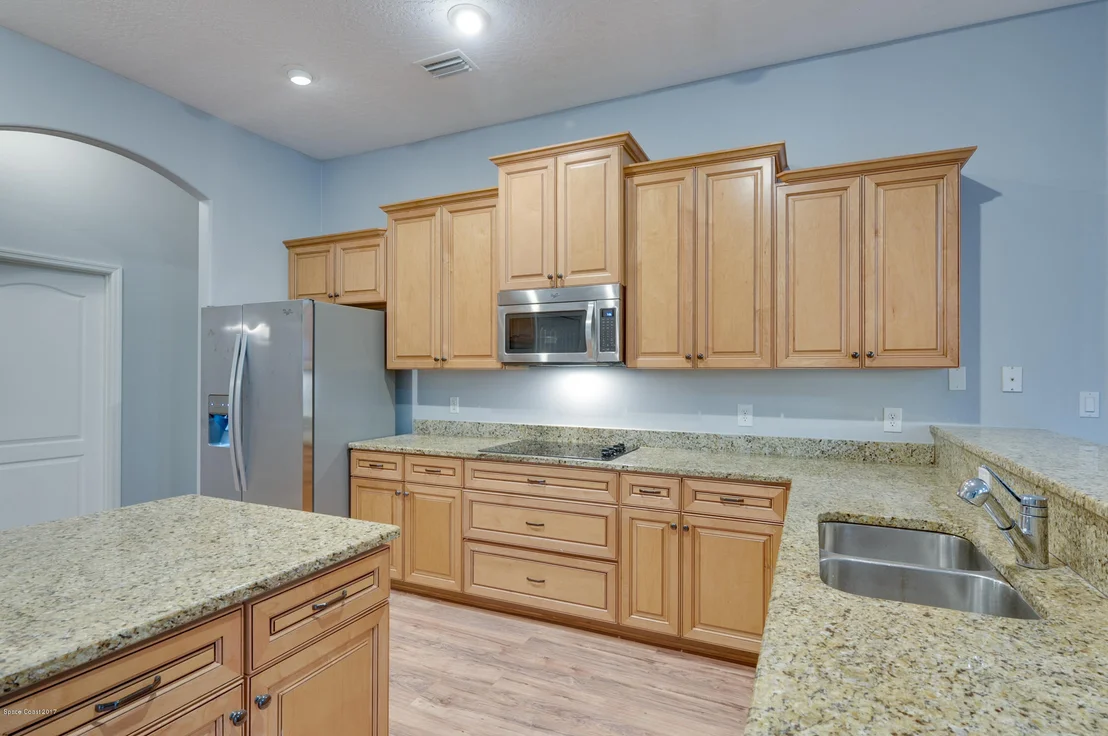 Photo of 2118 Windbrook Drive SE