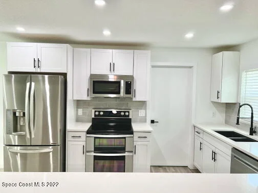 Photo of 998 Cardon Drive