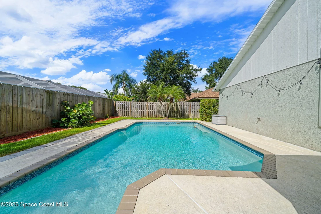 Photo of 3382 Lake View Circle