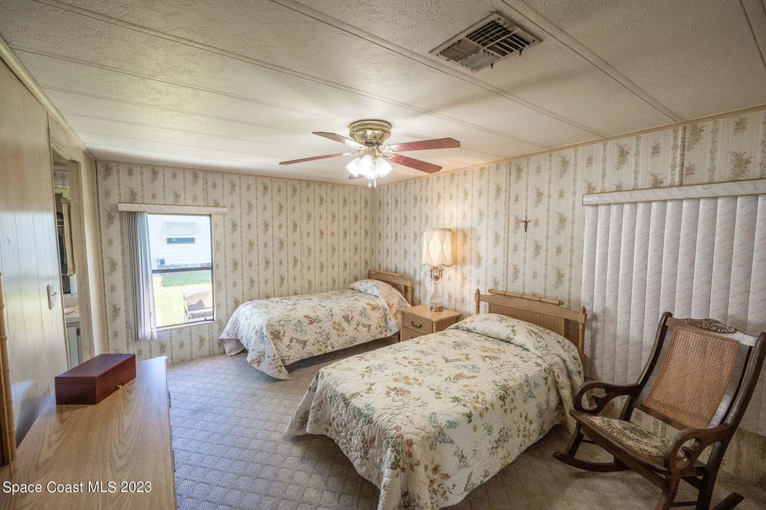Photo of 1919 Mango Street NE