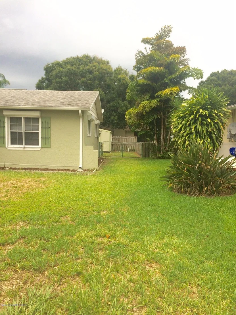 Photo of 2410 6th Street