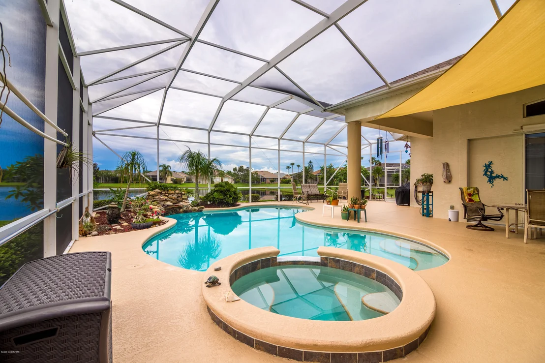 Photo of 910 Starling Way
