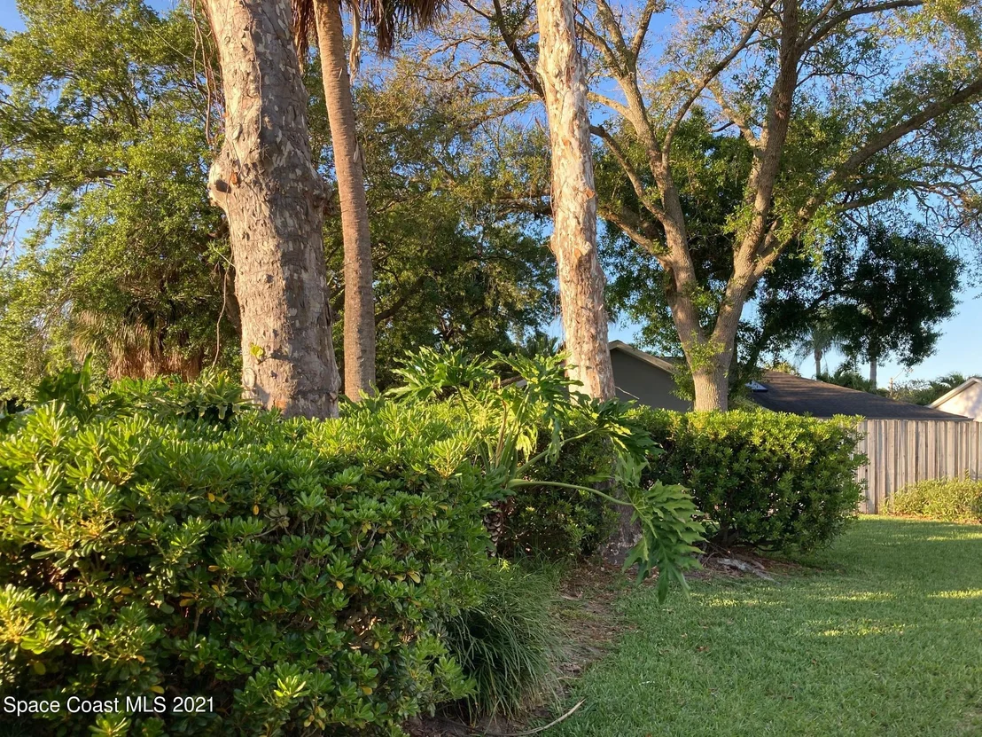 Photo of 986 Whisperpine Drive