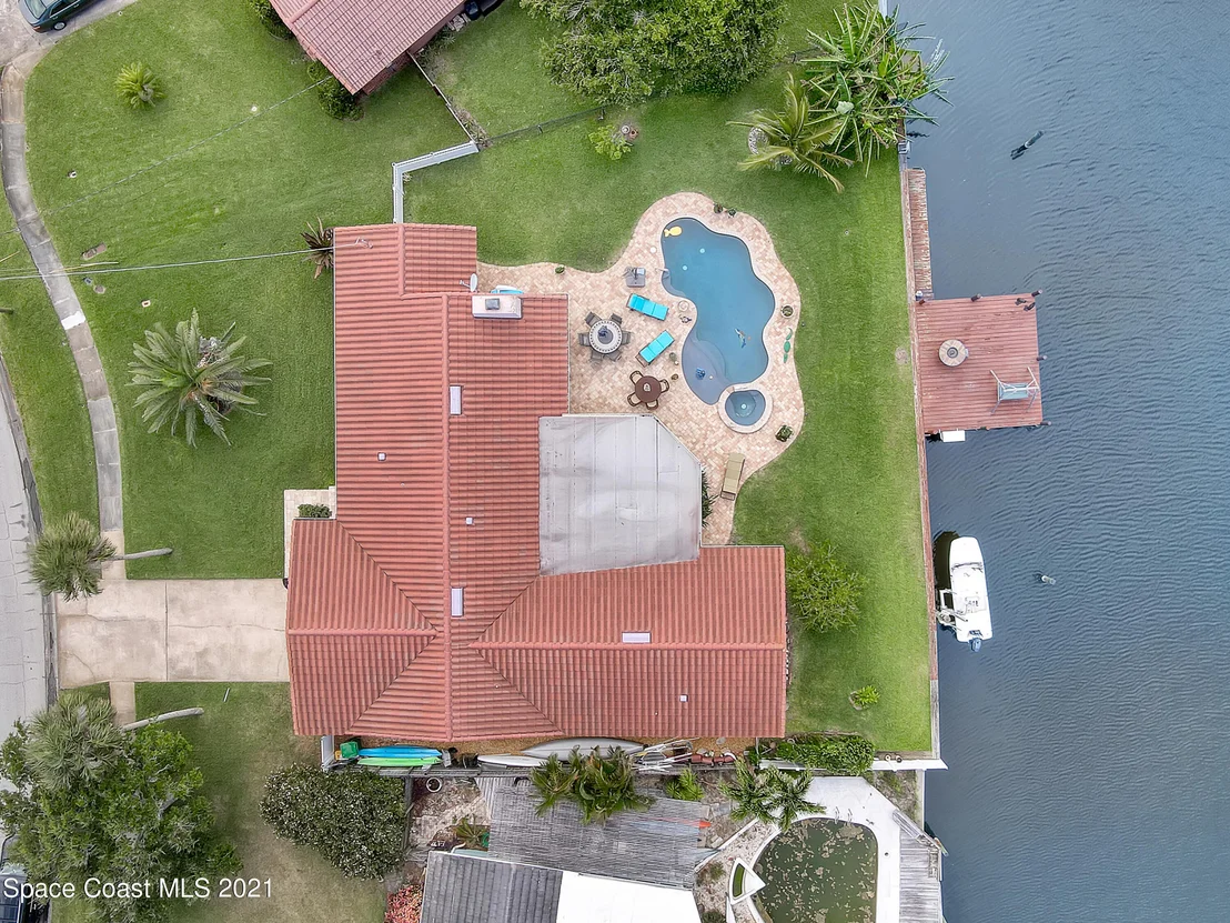 Photo of 227 Jamaica Drive
